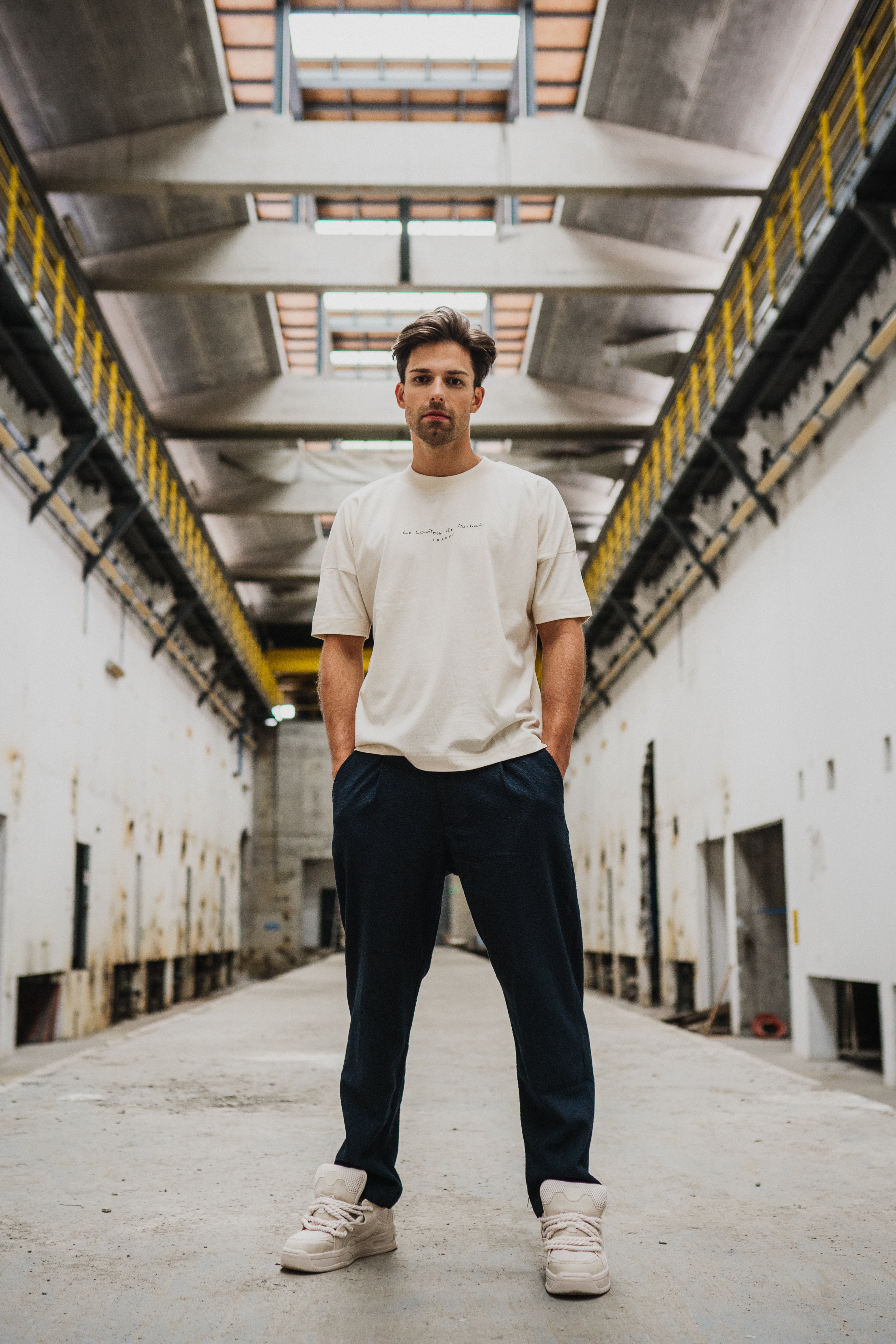 "Oversize T-Shirt Le Courtois de Hurbal Beige - französische Marke"